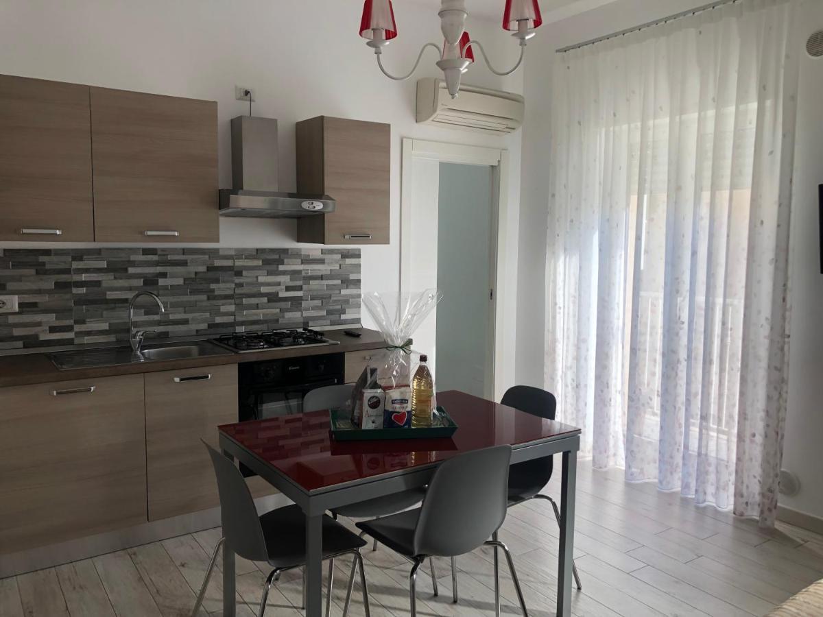 Casa Vacanze De Nittis Barletta Luaran gambar