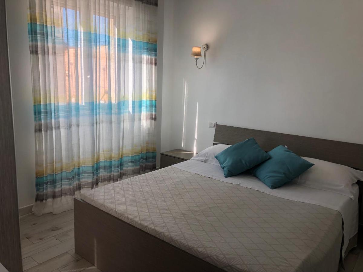 Casa Vacanze De Nittis Barletta Luaran gambar
